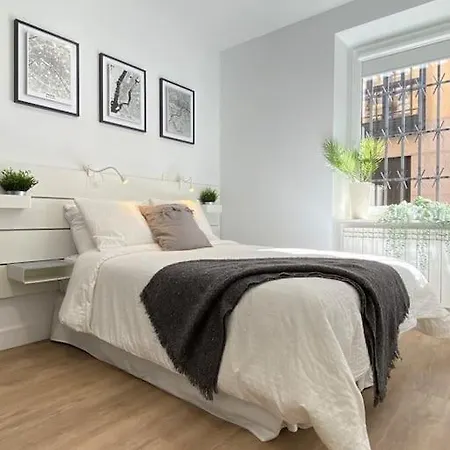 Apartamento Moderno Piso Junto A La Plaza Mayor