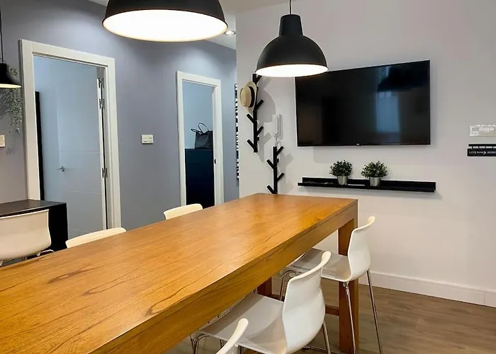 Moderno Piso Junto A La Plaza Mayor アパート *